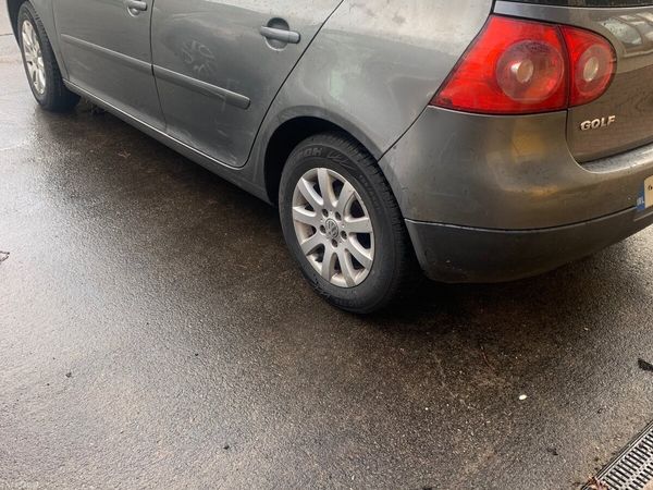 Volkswagen Golf Hatchback, Petrol, 2007, Grey