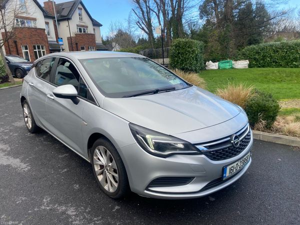 Opel Astra Hatchback, Diesel, 2016, Silver