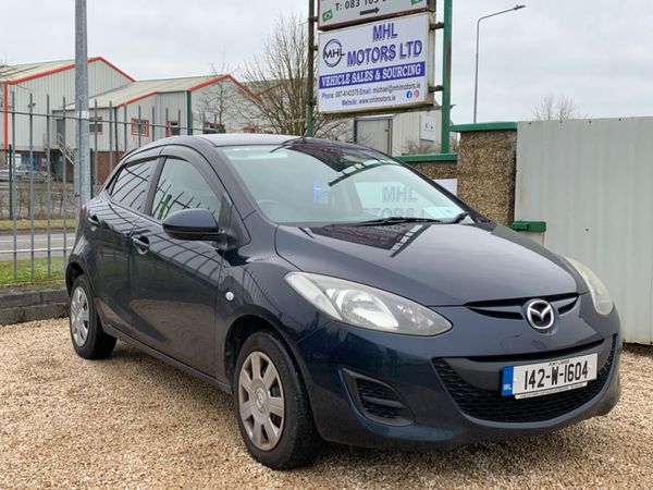 Mazda Demio MPV, Petrol, 2014, Blue