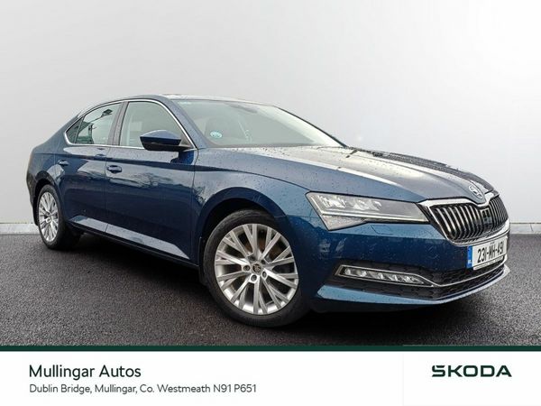 Skoda Superb Saloon, Diesel, 2023, Blue