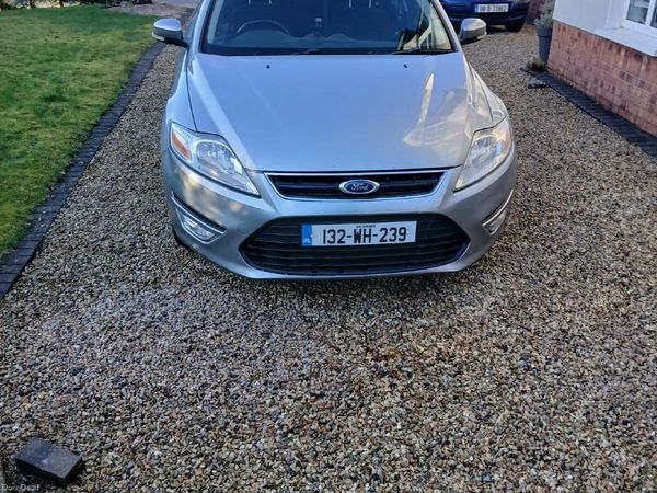 Ford Mondeo Hatchback, Diesel, 2013, Grey