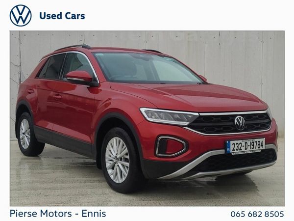 Volkswagen T-Roc SUV, Diesel, 2023, Red