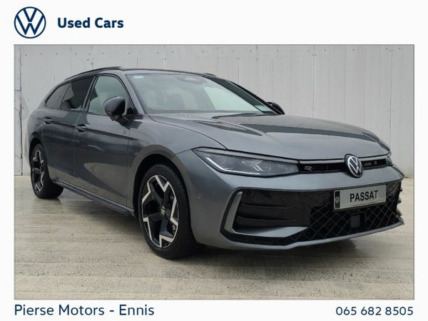 Volkswagen Passat Estate, Petrol Hybrid, 2025, Grey