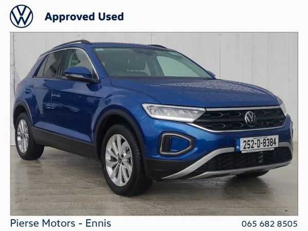 Volkswagen T-Roc SUV, Petrol, 2025, Blue