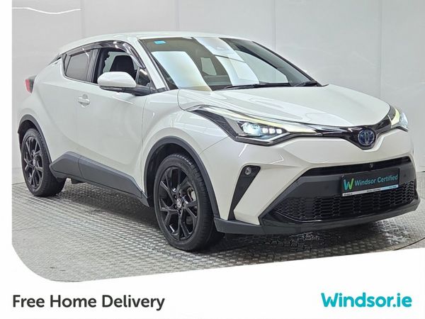 Toyota C-HR SUV, Petrol Hybrid, 2021, White