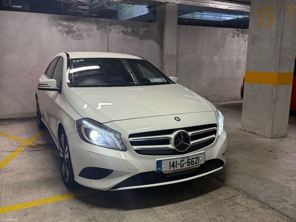 Mercedes-Benz A-Class Hatchback, Petrol, 2014, White