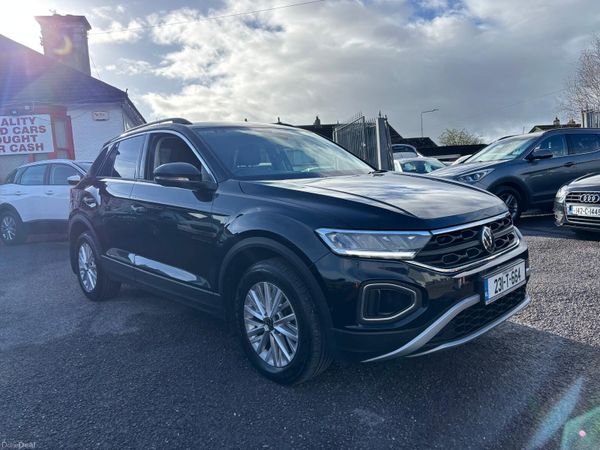 Volkswagen T-Roc SUV, Diesel, 2023, Black