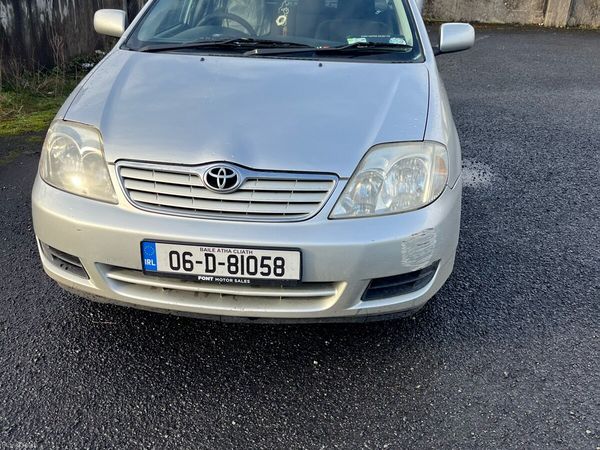 Toyota Corolla Saloon, Petrol, 2006, Silver