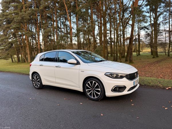 Fiat Tipo Hatchback, Petrol, 2017, White