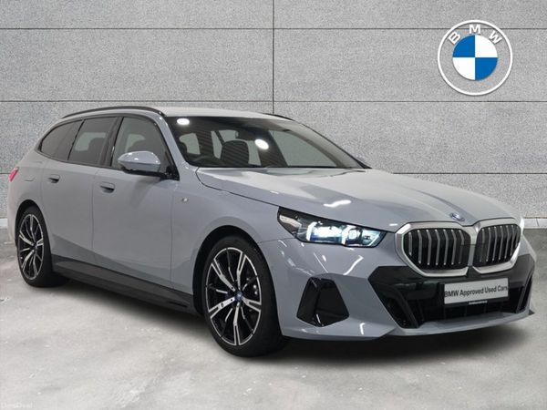 BMW 5-Series Estate, Petrol Plug-in Hybrid, 2025, Grey