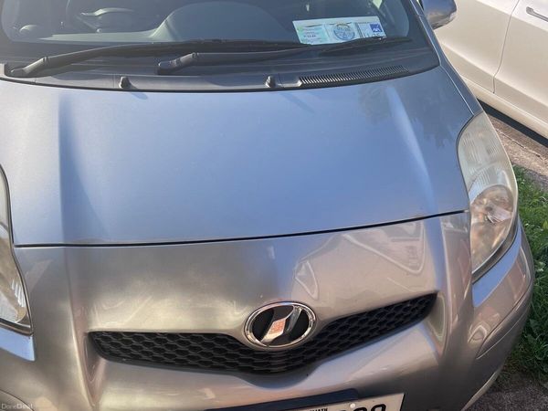 Toyota Vitz Hatchback, Petrol, 2010, Grey