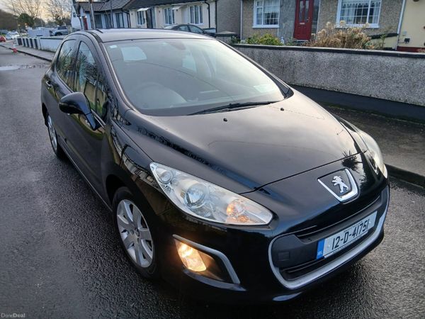 Peugeot 308 Hatchback, Diesel, 2012, Black