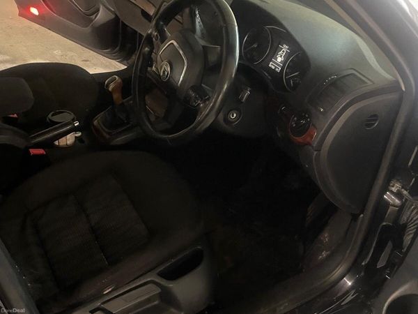 Skoda Octavia Saloon, Diesel, 2011, Black
