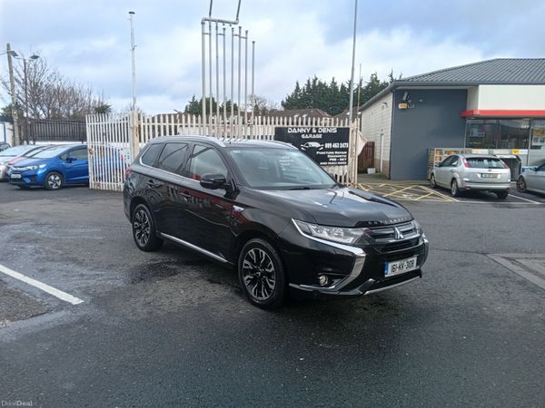 Mitsubishi Outlander SUV, Petrol Plug-in Hybrid, 2016, Black