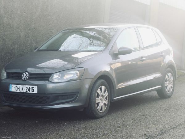 Volkswagen Polo Hatchback, Petrol, 2010, Grey