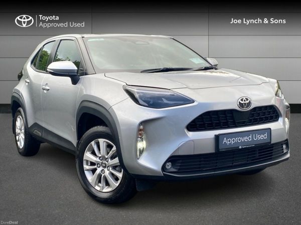 Toyota Yaris Cross SUV, Petrol Hybrid, 2025, Silver