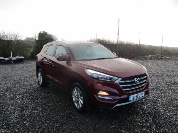 Hyundai Tucson SUV, Diesel, 2016, Red