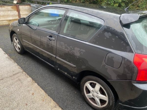 Toyota Corolla Hatchback, Diesel, 2005, Black