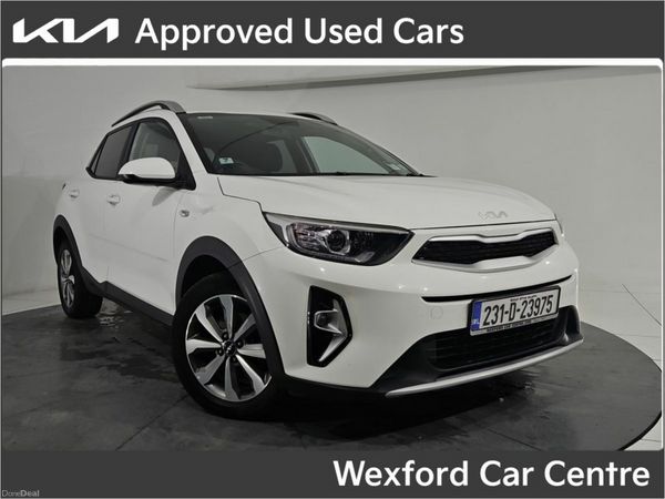 Kia Stonic Hatchback, Petrol, 2023, White