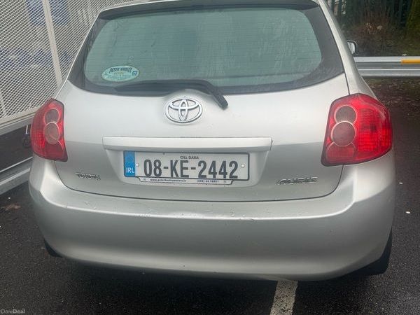 Toyota Auris Hatchback, Petrol, 2008, Silver