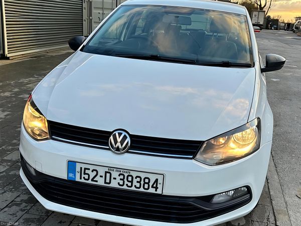 Volkswagen Polo Hatchback, Petrol, 2015, White