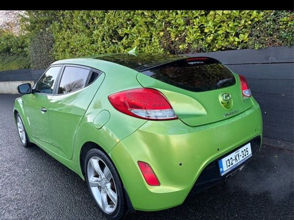 Hyundai Veloster Hatchback, Petrol, 2013, Green
