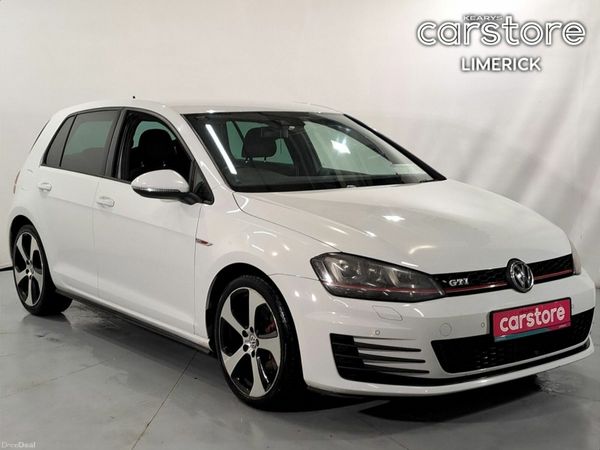 Volkswagen Golf Hatchback, Petrol, 2016, White