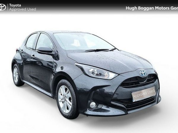 Toyota Yaris Hatchback, Petrol Hybrid, 2023, Black