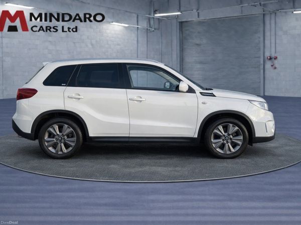Suzuki Vitara SUV, Petrol, 2020, White