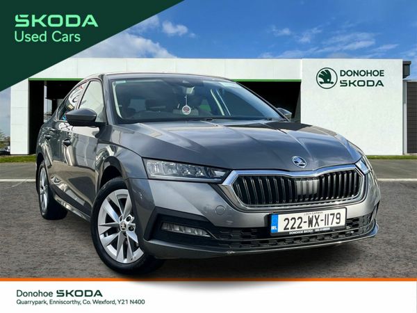 Skoda Octavia Saloon, Diesel, 2022, Grey