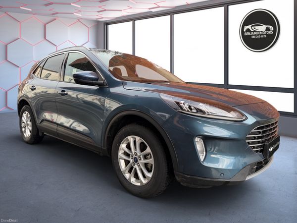 Ford Kuga SUV, Petrol Hybrid, 2022, Blue