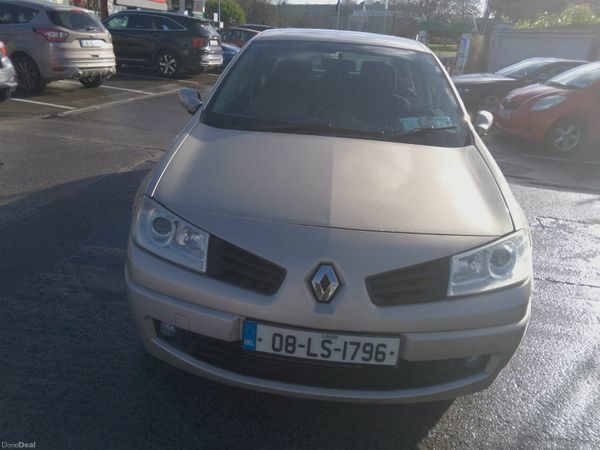 Renault Megane Saloon, Petrol, 2008, Gold