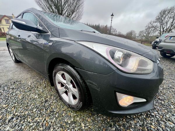 Hyundai i40 Estate/Jeep, Diesel, 2014, Grey