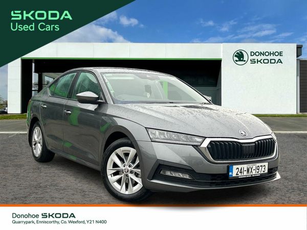 Skoda Octavia Saloon, Diesel, 2024, Grey