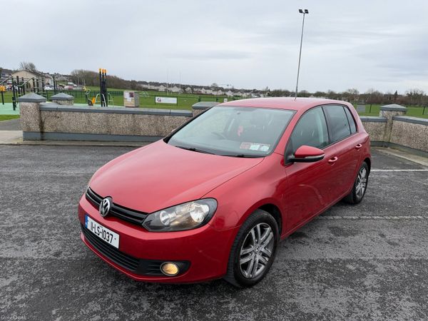 Volkswagen Golf Hatchback, Diesel, 2011, Red