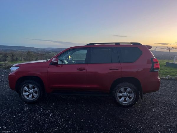 Toyota Land Cruiser SUV, Diesel, 2018, Red