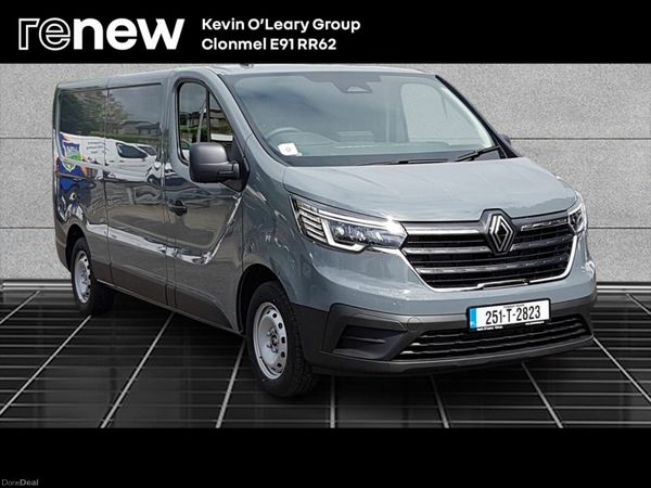 Renault Trafic MPV, Diesel, 2025, Grey