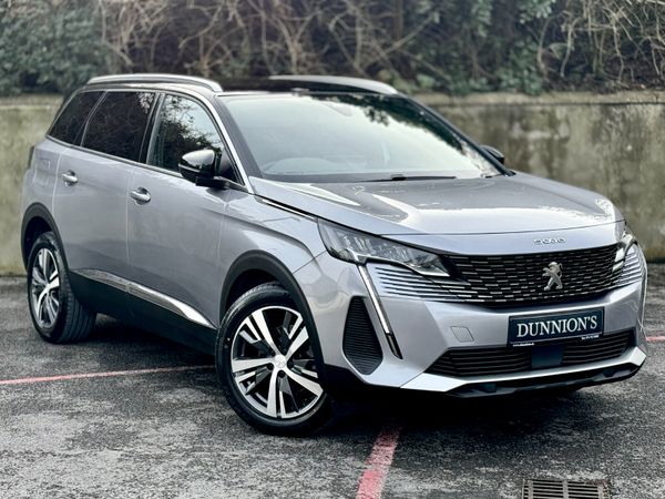 Peugeot 5008 MPV, Diesel, 2024, Grey
