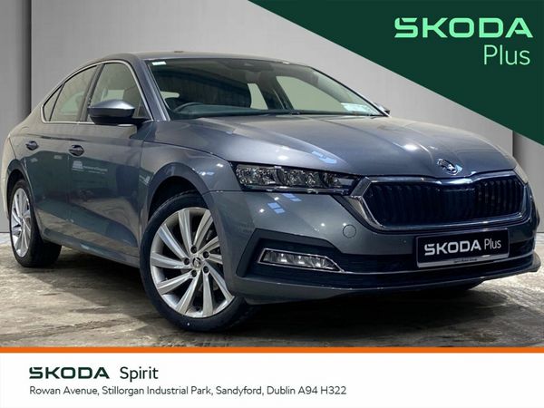 Skoda Octavia Saloon, Petrol, 2023, Grey