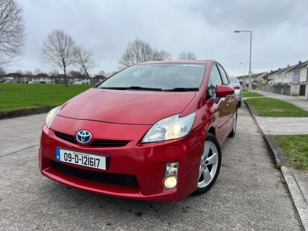 Toyota Prius Hatchback, Petrol Hybrid, 2009, Red