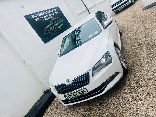 Skoda Superb Hatchback, Diesel, 2017, White
