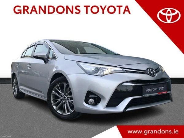 Toyota Avensis Saloon, Diesel, 2018, Silver