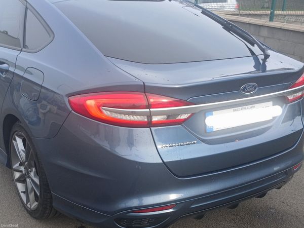 Ford Mondeo Hatchback, Diesel, 2020, Blue