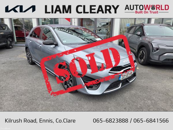 Kia Ceed Hatchback, Petrol, 2022, Grey