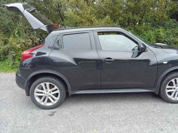 Nissan Juke SUV, Diesel, 2011, Black