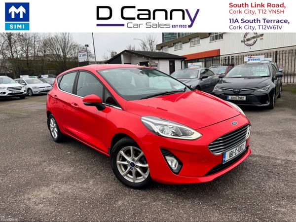 Ford Fiesta Hatchback, Petrol, 2018, Red