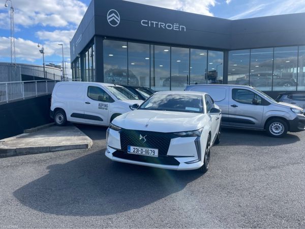 DS Automobiles DS 4 SUV, Petrol, 2023, White