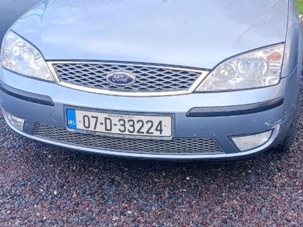 Ford Mondeo Saloon, Petrol, 2007, Blue