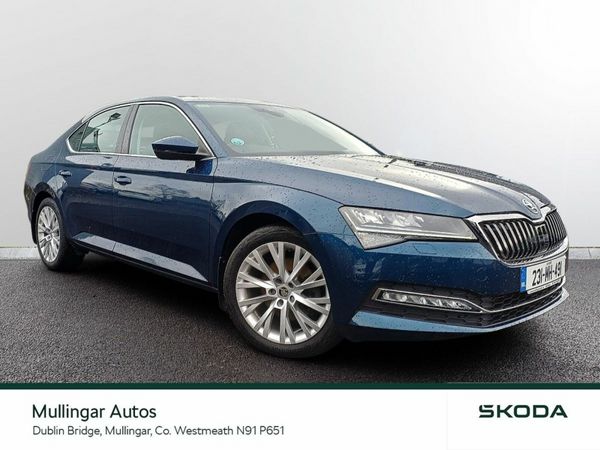Skoda Superb Saloon, Diesel, 2023, Blue