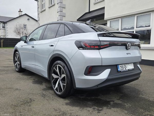 Volkswagen ID.5 Estate/Jeep, Electric, 2025, Grey